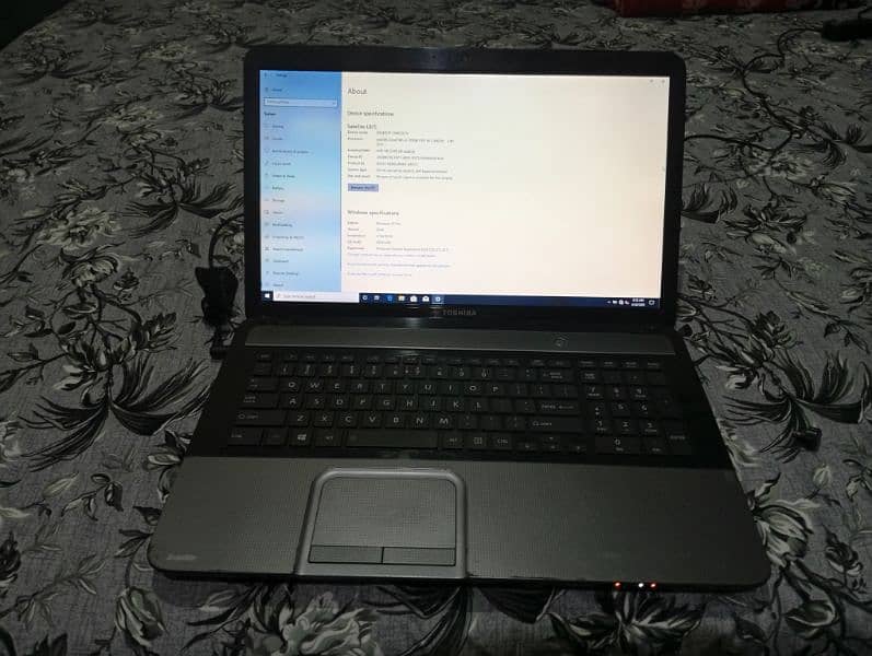 Toshiba Laptop Cor i3 For Sale 3
