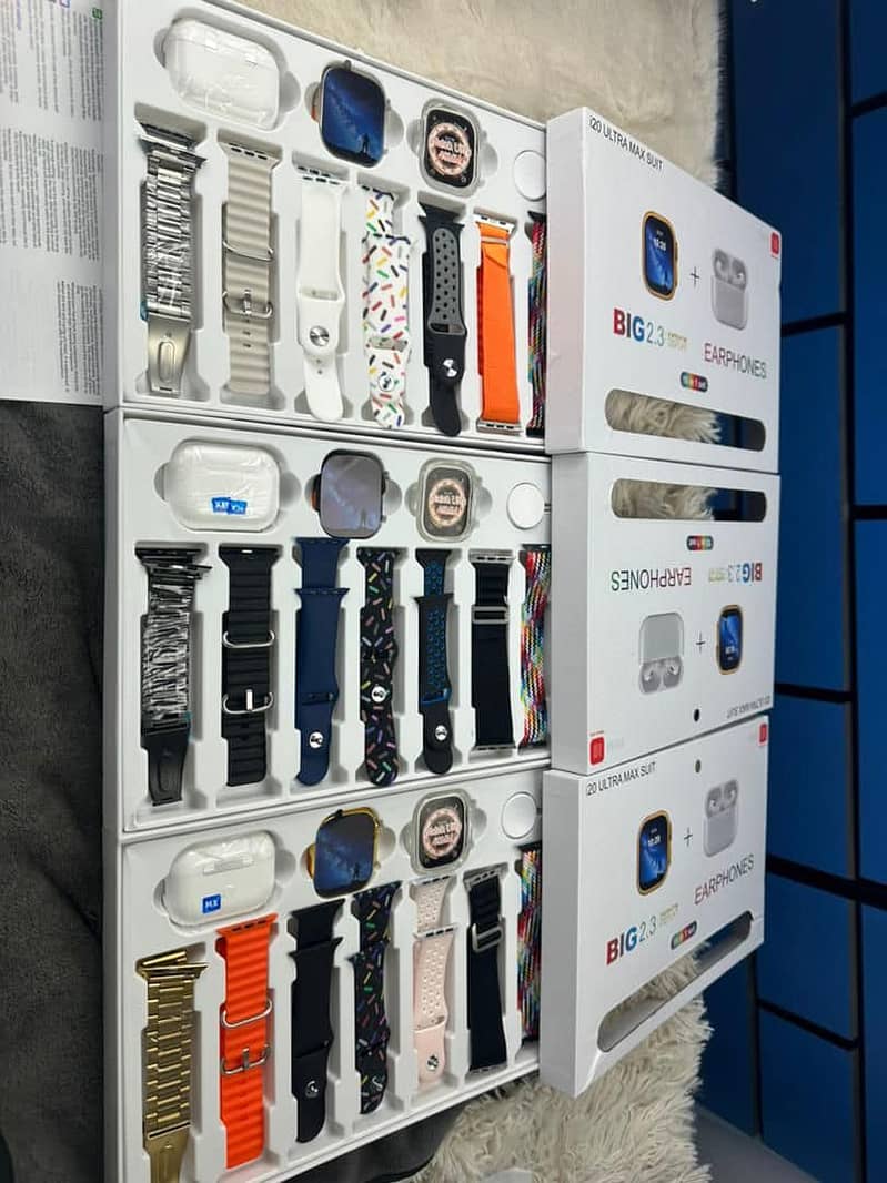 i20 Ultra max Suit Smartwatch 10 in 1, Smart Watch With 7 Straps 3