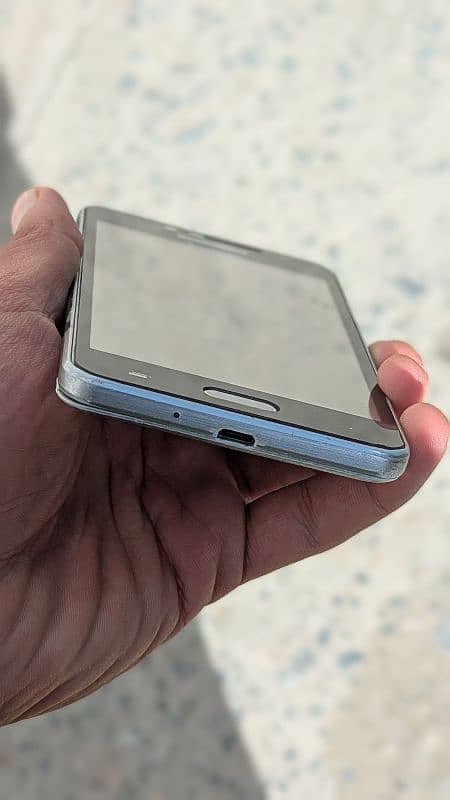 Samsung Galaxy grand prime 1
