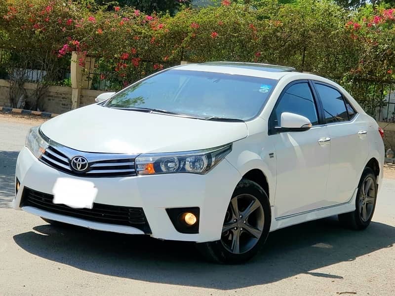 Toyota Altis Grande 2017 manual 6 gears in buy drive condition 1