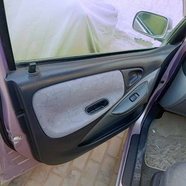 Toyota Vitz 1999 14