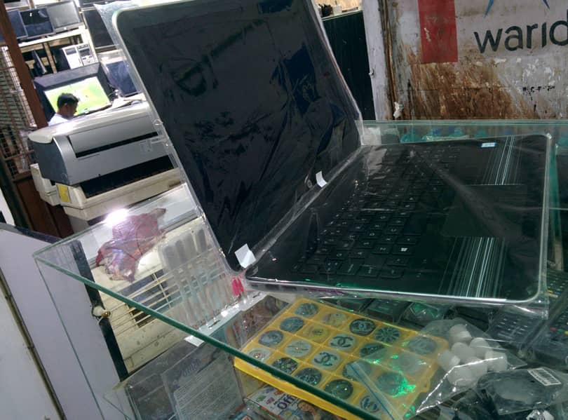 Intel i5, 6th Generation - Intel (R) Core(TM) i5 - 6200U CPU @ 2.30GHz 2