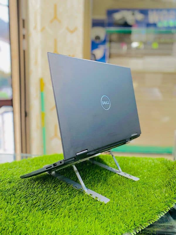 Dell Latitude 3390 2-in-1 Intel 8th gen Pentium 11
