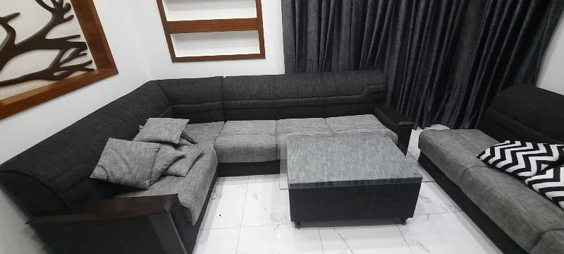 L shaped sofa 9 seats 3+3+2+1+ table 1