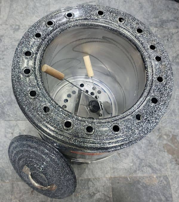 GAS TANDOOR / GAS ROTI MAKER AVAILABLE 2