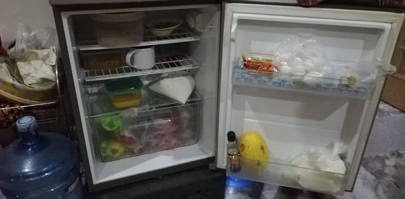 haier refrigerator medium size 3