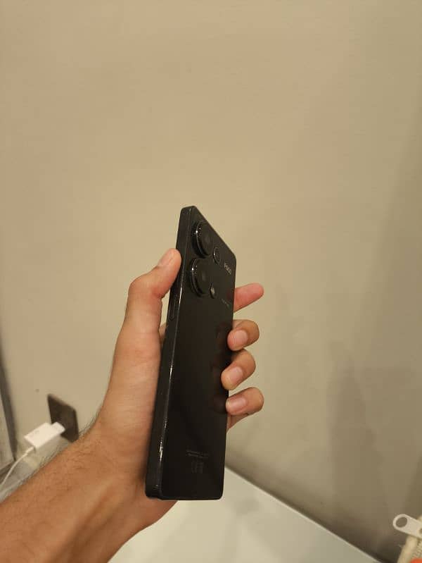 Poco M6 pro 5g 12/512 rom 4