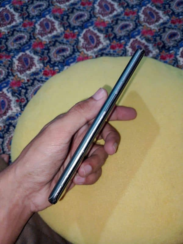 ONE PLUS 9 PRO 4