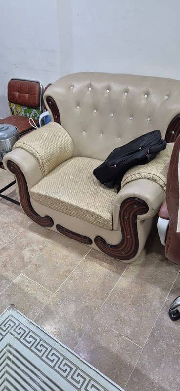 5 Seater sofas 1