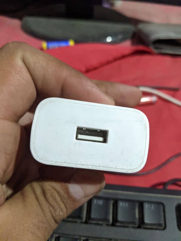 Infinix 20watt charger 1