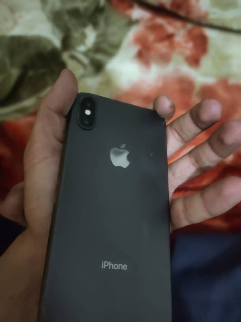 Iphone x non pta 64 gb 10 by 10 battery health 75% 2