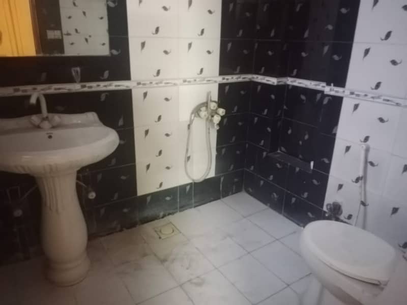This Is Your Chance To Buy Upper Portion In Mustafa Town Mustafa Town 2