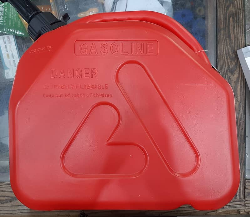Jerry Can//Fuel Can//Petrol Can//Plastic Can//Storage Can//Water Can 4