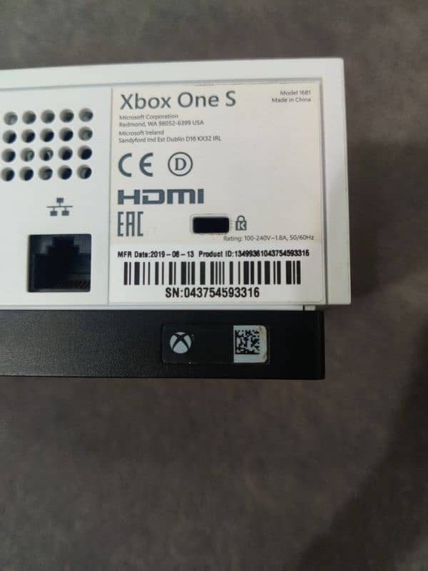 xbox one s 3