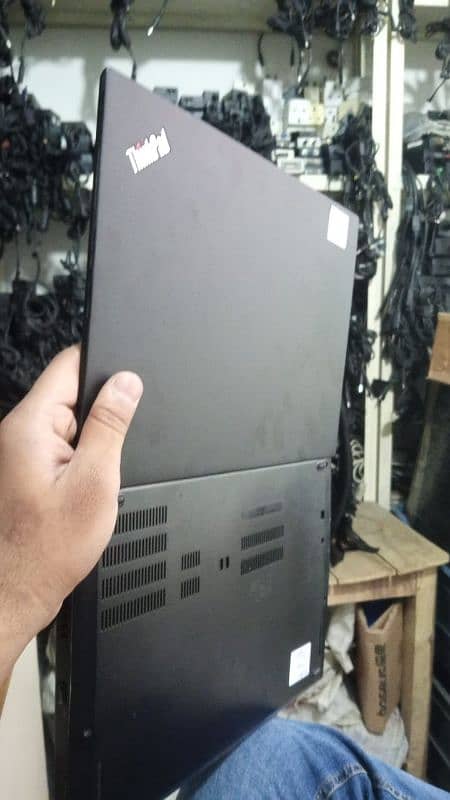 Lenovo Thinkpad core i7 8th gen 9