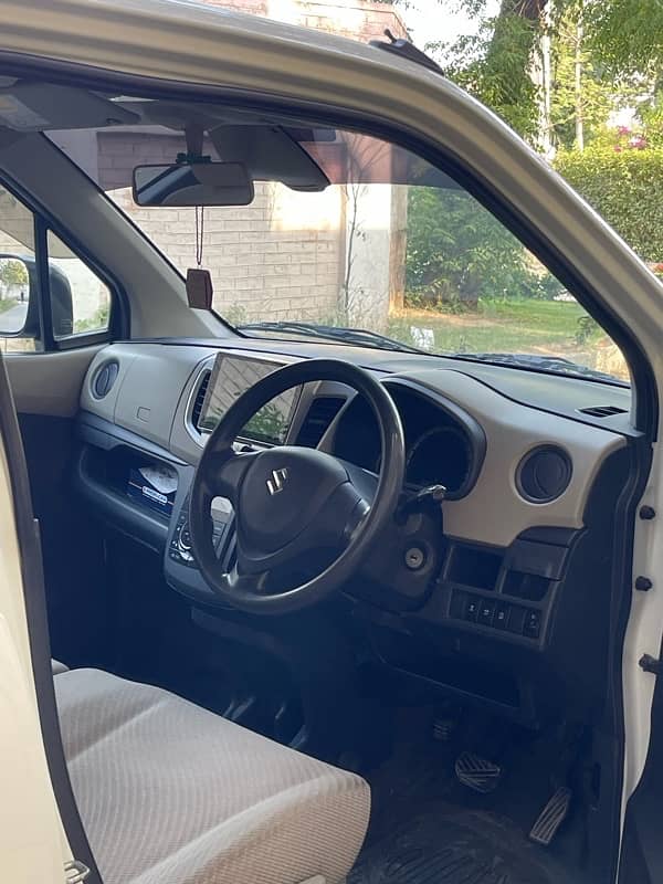 Suzuki Wagon R 2014 10