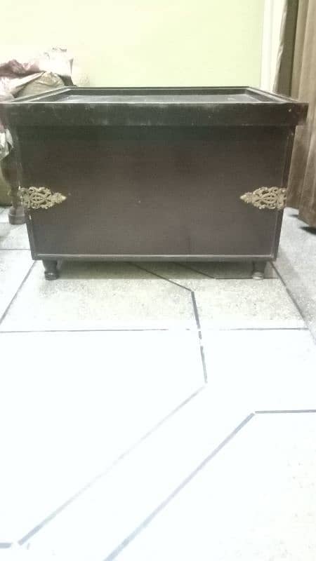 central table 0