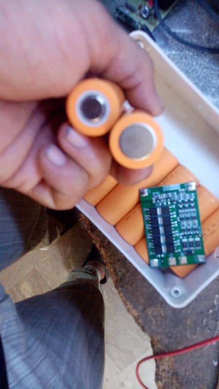 12v lithium ion battery 6ah, 9ah, 12ah, 15ah & 18ah 6