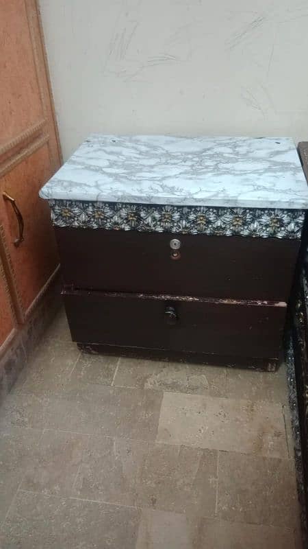 bed side table  dressing table 6