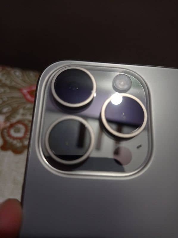 iphone 15 pro max 3