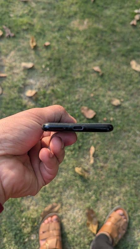 Pixel 3 in Black lush condition no any fault 4/128 5