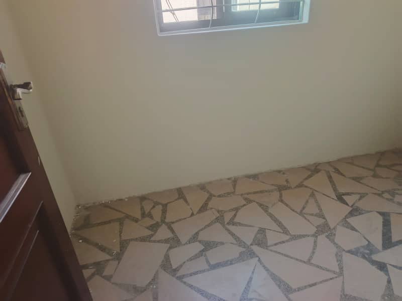 10 Marla Full House Available For Rent in Prime Location of DHA Phase 4 6