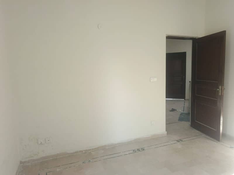 10 Marla Full House Available For Rent in Prime Location of DHA Phase 4 7