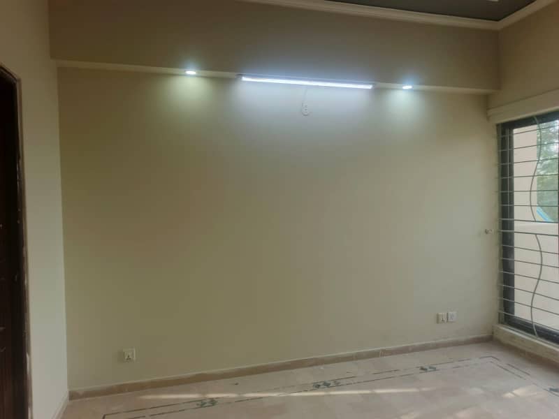 10 Marla Full House Available For Rent in Prime Location of DHA Phase 4 11