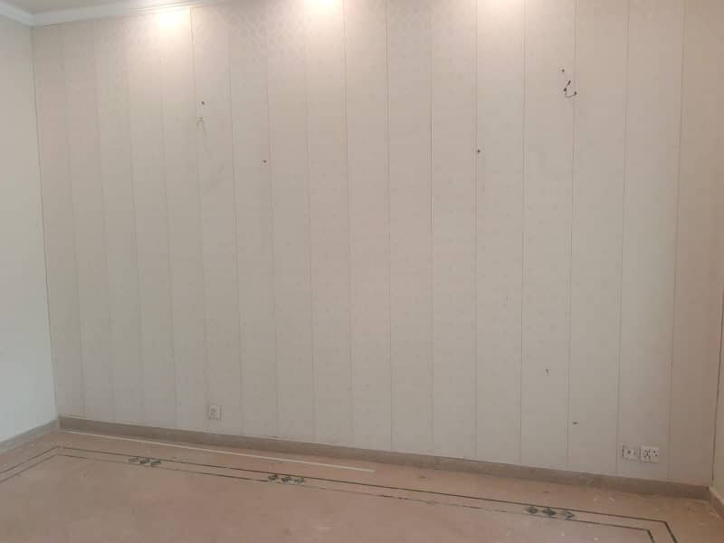 10 Marla Full House Available For Rent in Prime Location of DHA Phase 4 15