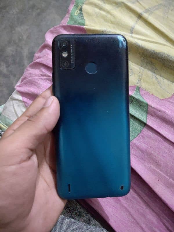 Tecno spark 6 go 5