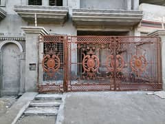 Well-constructed Grey Structure House Available For sale In Marghzar Officers Colony