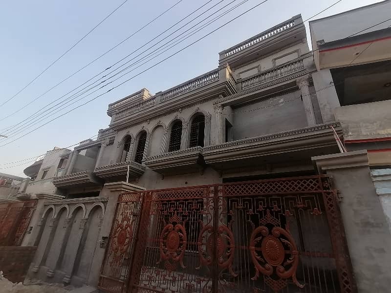 Well-constructed Grey Structure House Available For sale In Marghzar Officers Colony 3