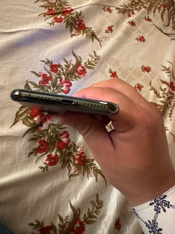 iPhone 11 Pro max 256gb jv 6