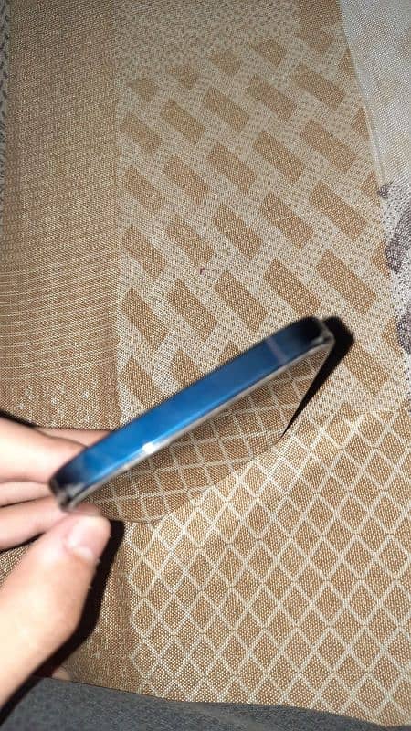 Iphone 12 64gb 10/10 read description 3