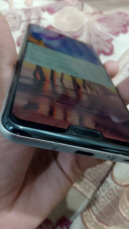 sharp aquos R3 9
