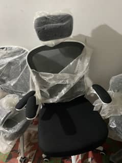 Office executive chairs brand new box pack