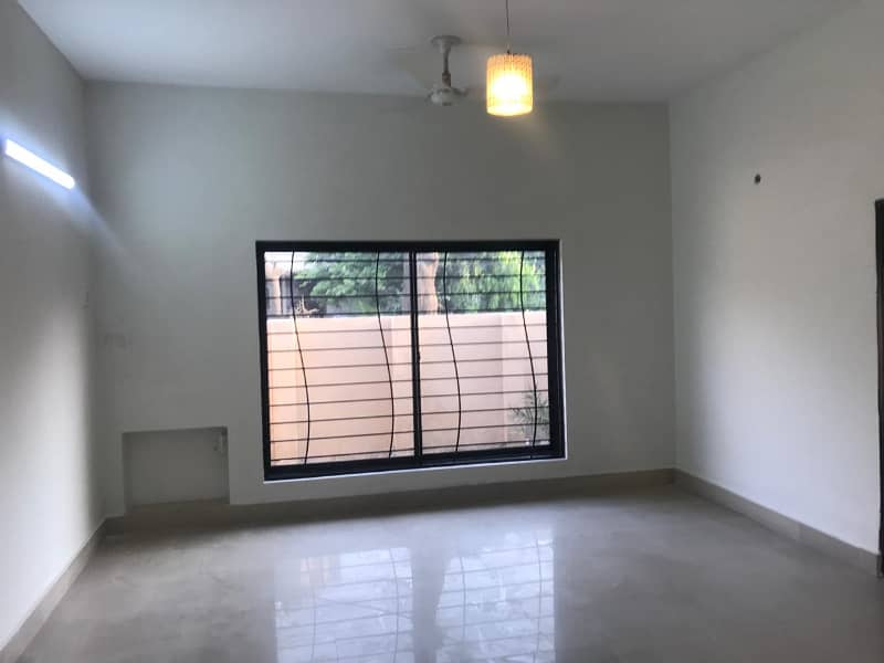 Hot Location 10 Marla Full House Available For Rent in of DHA Phase 1 11