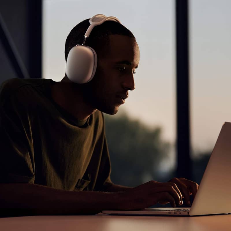 Apple AirPods Max Wireless Over-Ear Headphones, Pro-Level 3