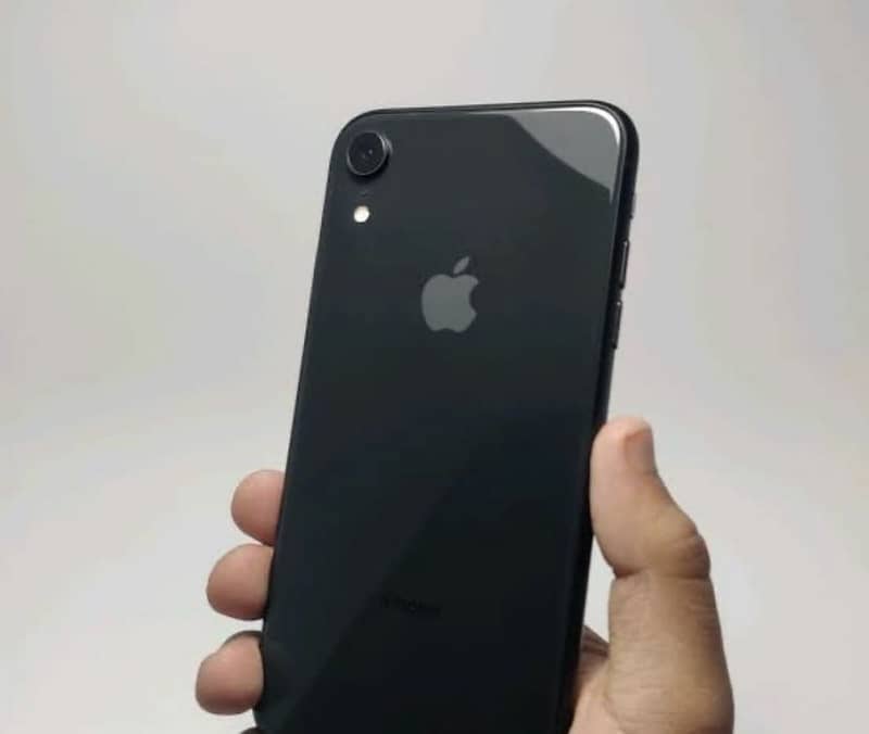 iPhone XR 2