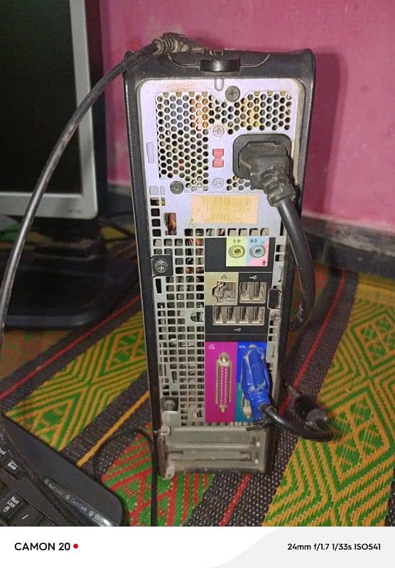del computer 3 GB ram 4