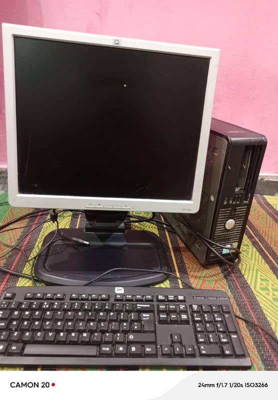 del computer 3 GB ram 7