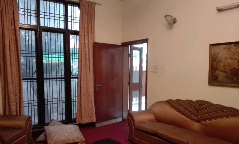 3 Kanal House For Rent In Rs. 850000 Only 3