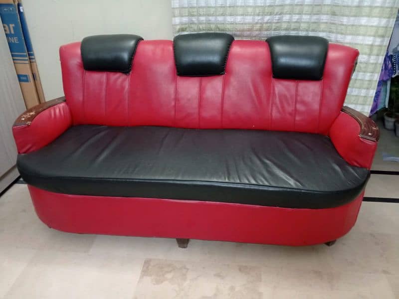 5 seater sofa set urgent sale 0