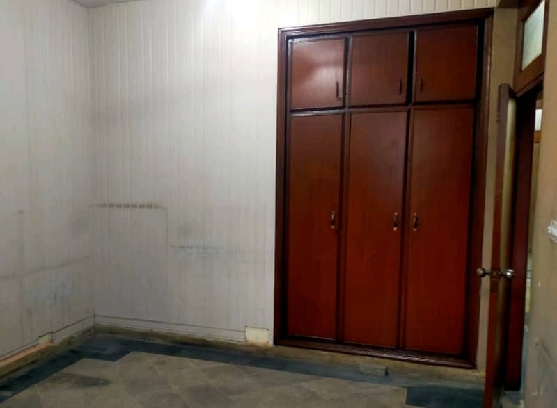 3 Kanal House In Lahore Is Available For Sale 1