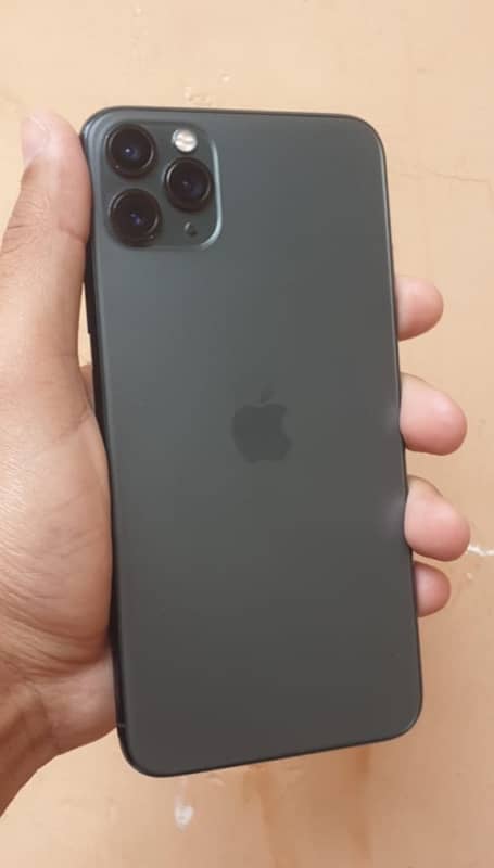 iPhone 11 Pro Max 0