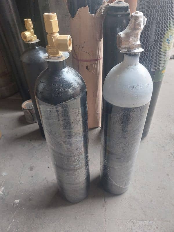 Medical oxygen tanks for sell 2