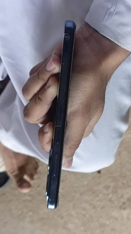 Infinix hot 40i 8+8 256Gb 3