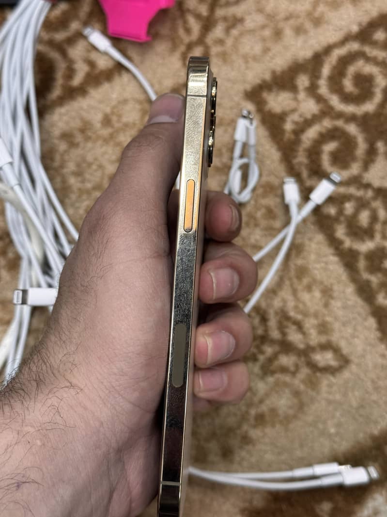 12 Pro Mix PTA Approved 256 GB (90+) Battery Health 1