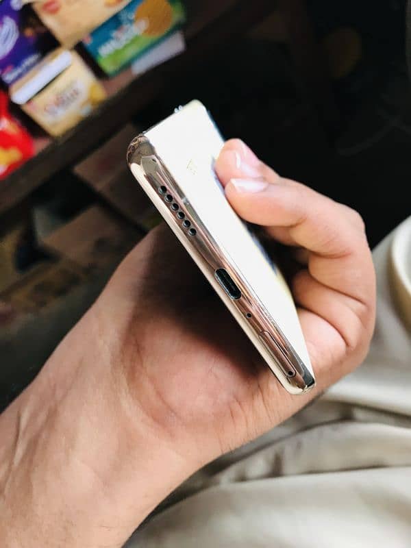 Tecno camon 30s 1