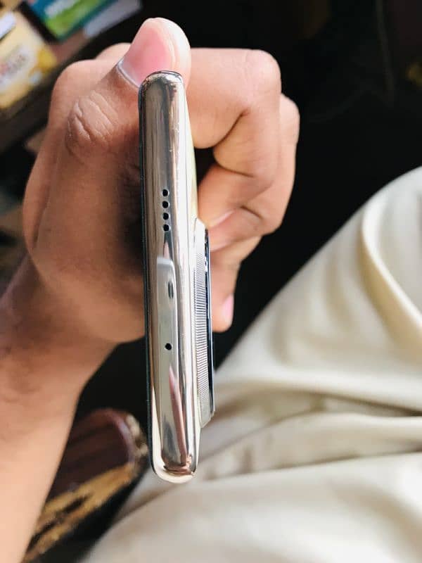 Tecno camon 30s 2